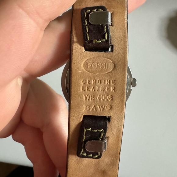 Two (2) Fossil bands and watch faces - Picture 2 of 3